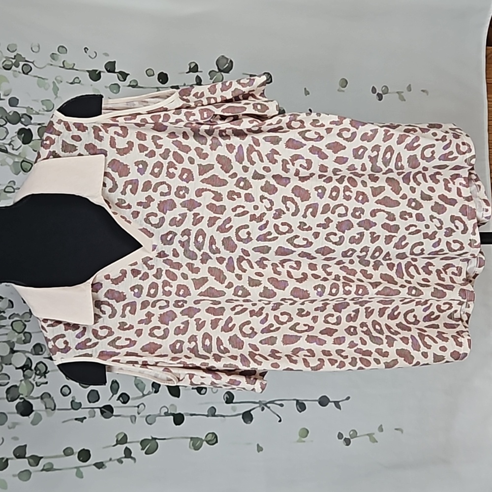 Cato 🖤 bnwt leopard top (#35)